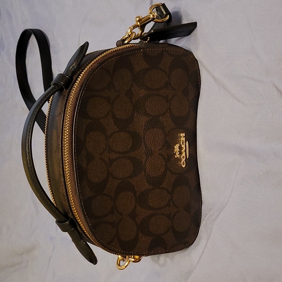 Coach purse - Picture 4 of 4